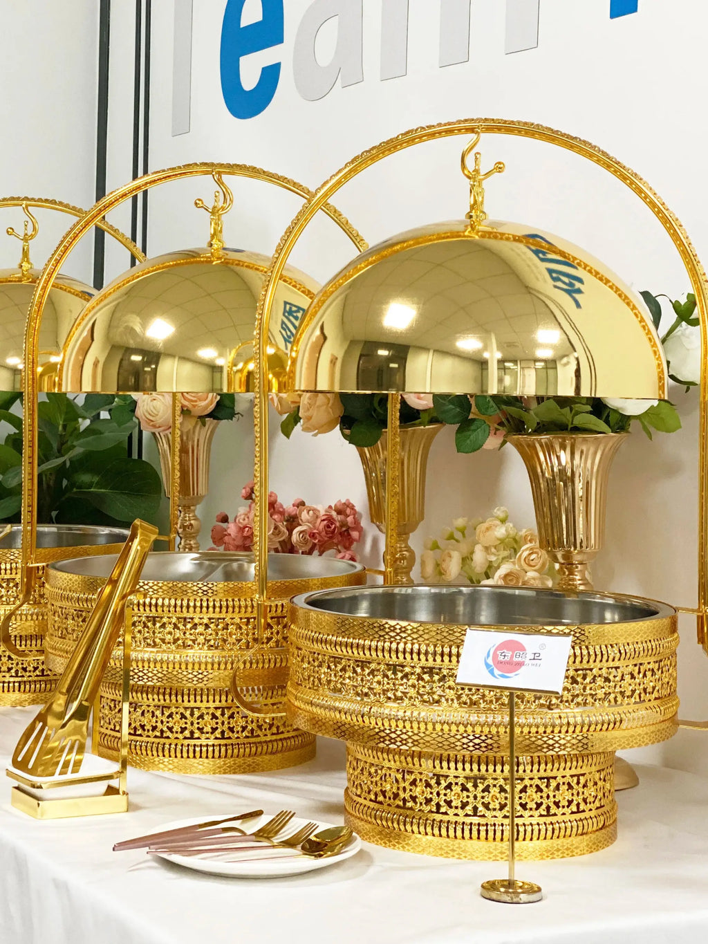 1 pcs Other Hotel Luxury Gold Chafing Dish Buffet Set 8L Hanging Serving Dishes Food Warmer Chaffing Dishes for Catering