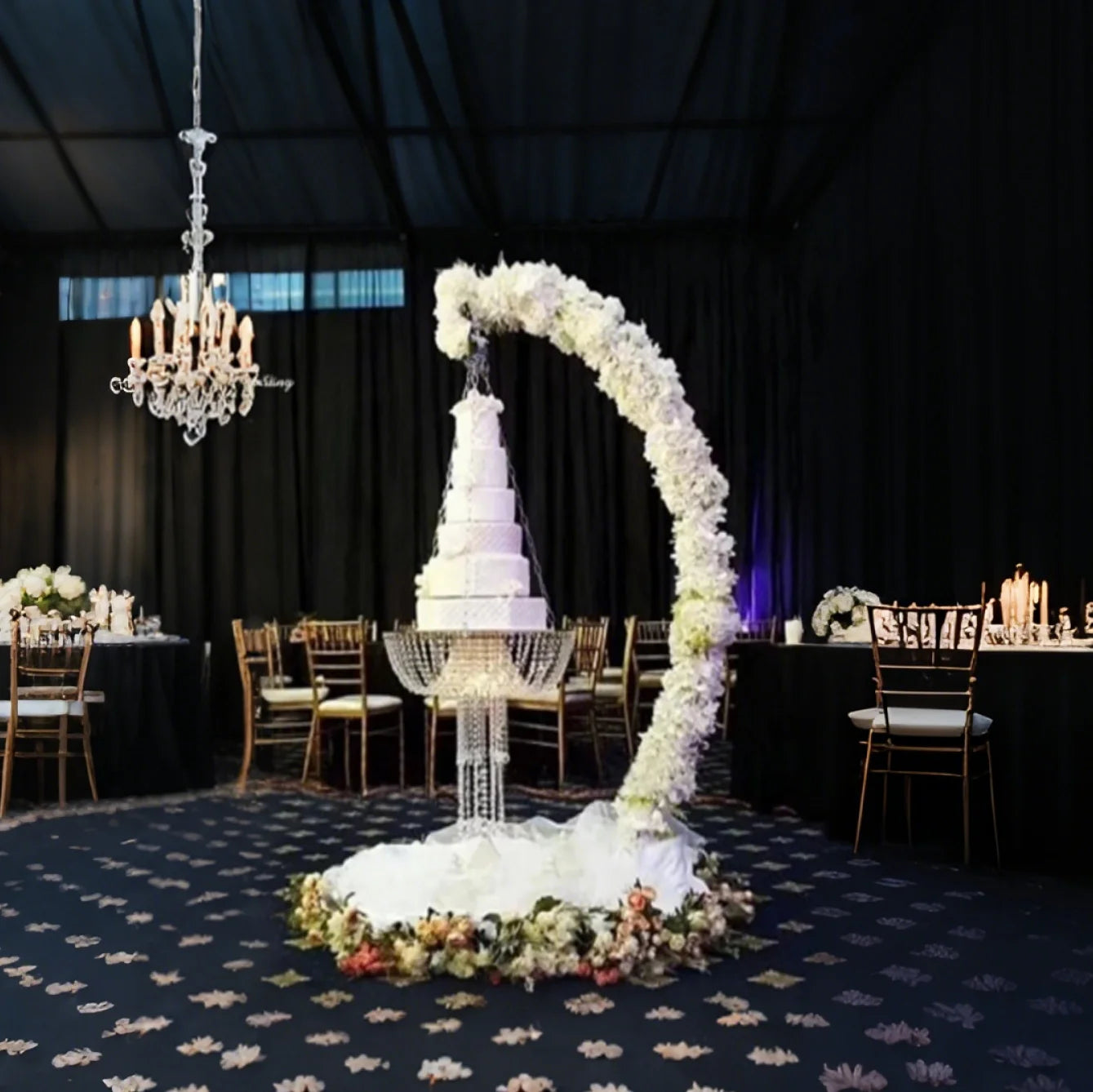 Wedding Birthday Cake Stand Centerpiece - Crescent Shape Party Decoration for Mother's Day, Family Celebration, Elegant Design